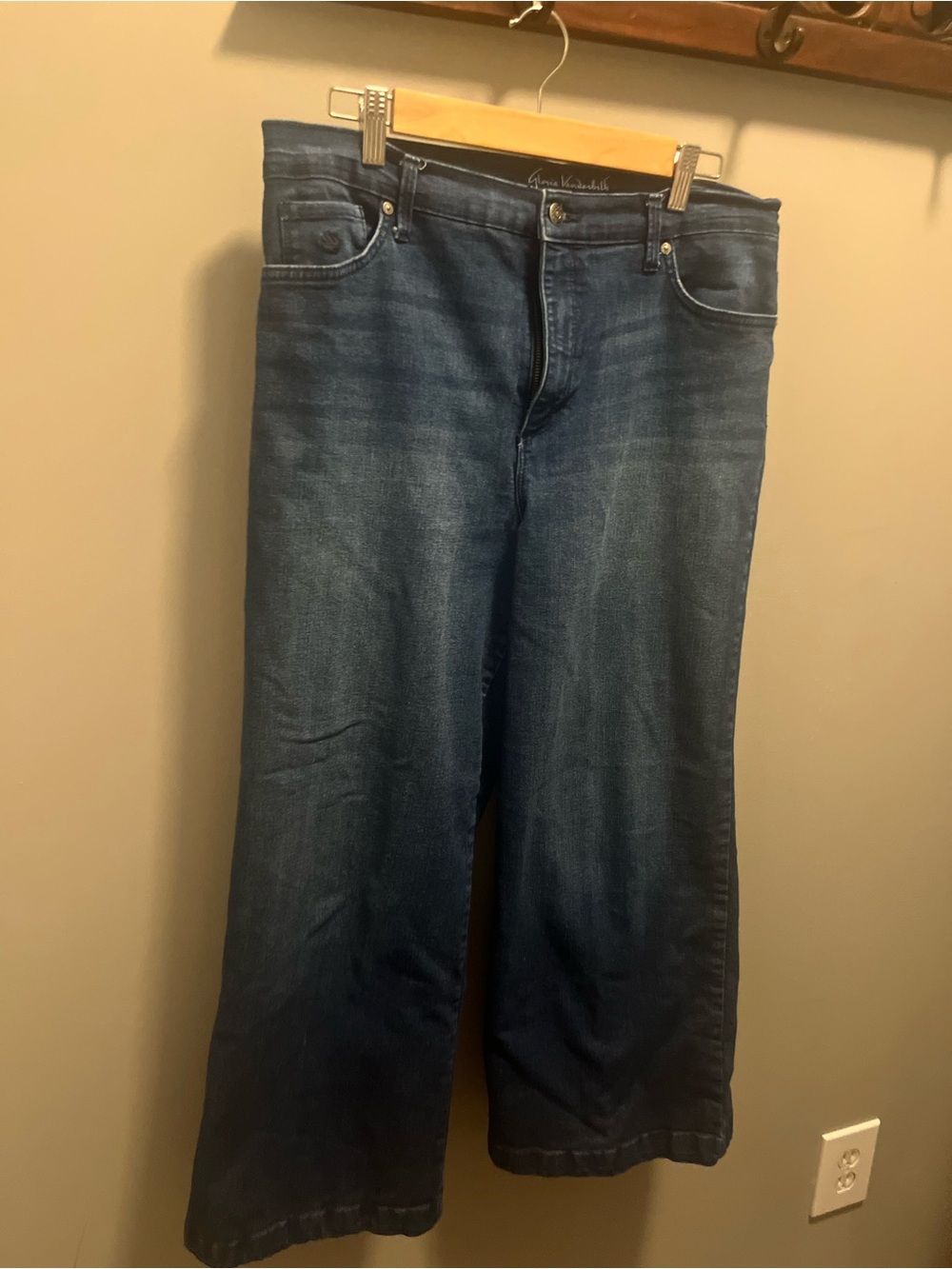 Gloria Vanderbilt Ladies Bootcut Jeans in Dark Blue Wash